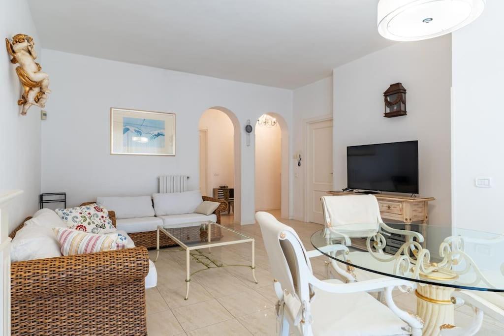 טוסקולנו מדרנו Casa Belvedere מראה חיצוני תמונה